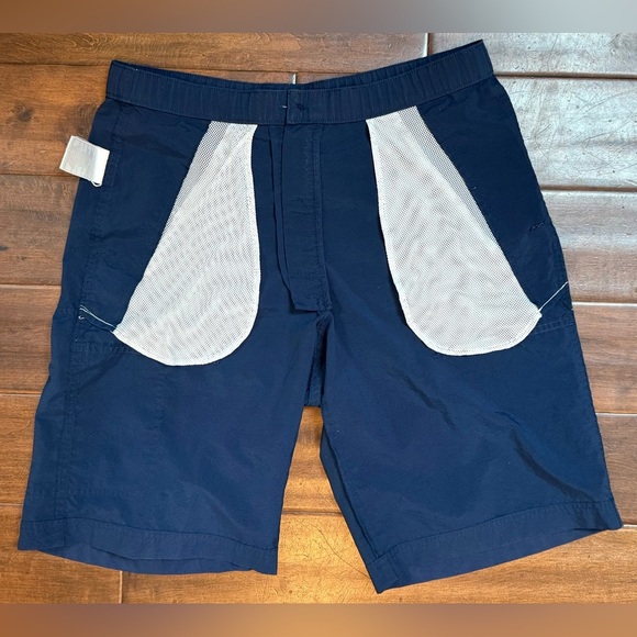 Nike Utility Cargo Shorts Men’s M Navy Nylon Vintage Style Outdoor Swim Hybrid - Picture 12 of 13